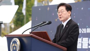 ‘실시간 소통→참모들 해명’ 반복…‘대통령 입’에 밀린 핵심 정책의제