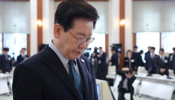 이번 주 SNS 활동 활발했던 李 대통령…지지율은 다시 30%대[한국갤럽]