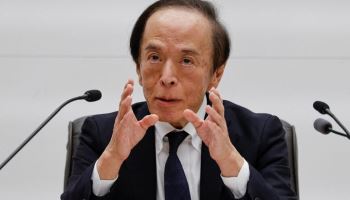 통화정책 '축' 바뀐 日…우에다 BOJ 총재 "이젠 2% 물가 방어가 중요"(종합)
