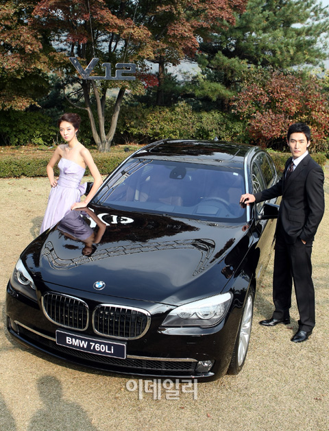 [포토]BMW 뉴 760Li ''V12기통 엔진 장착''