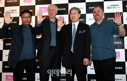 [포토]3D 콘텐츠 협력식 참석한 이수만-윤부근-캐머런