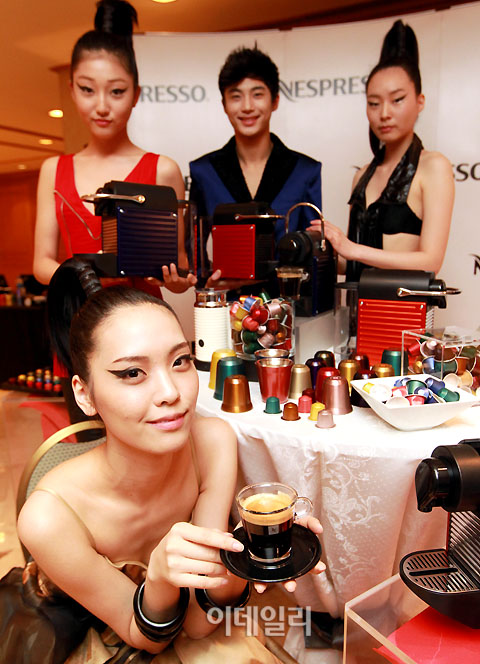 [포토]네스프레소 픽시 `커피와 예술의 만남`