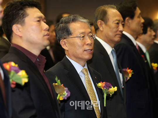 [포토]취임식 참석한 김기철-윤용로-김승유