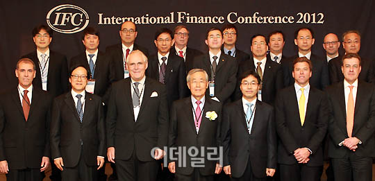 [포토]`국제금융컨퍼런스 2012의 VIP`