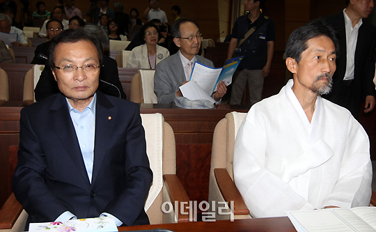 [포토]나란히 앉은 이해찬-강기갑