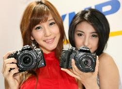 올림푸스, 슬림해진 보급형 DSLR `E-510` 출시