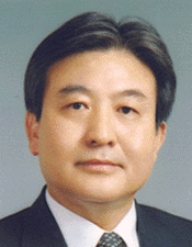 차기 손보협회장에 이상용씨(상보)