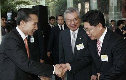 기륭전자의 이상한 거래