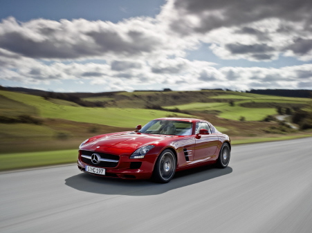 `최고시속 317km` 수퍼카 `벤츠 SLS AMG`가 온다