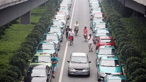 中 항저우 택시기사, 임금인상 요구 파업