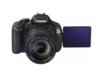 캐논 `EOS 600D`, 출시 10개월만에 11만대 판매
