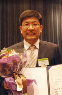박창수 네오플램 대표, 성실납세로 대통령 표창