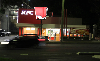 KFC 트위스터가 소녀의 뇌를..95억 배상 명령!