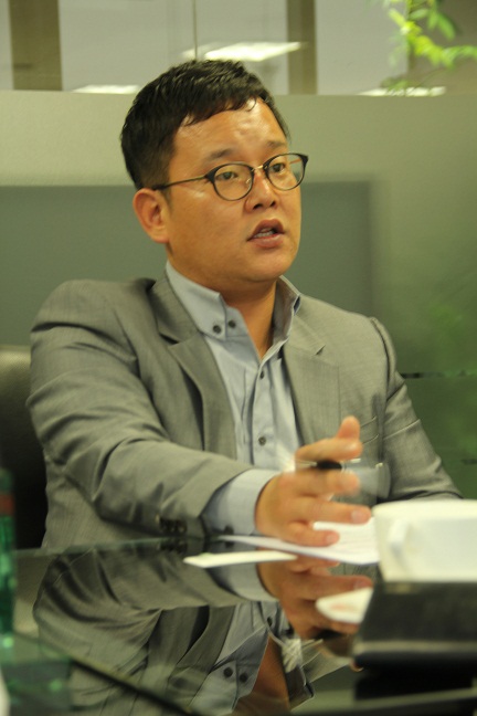 "토종 자존심 걸고 국민 유모차 만들겠다"