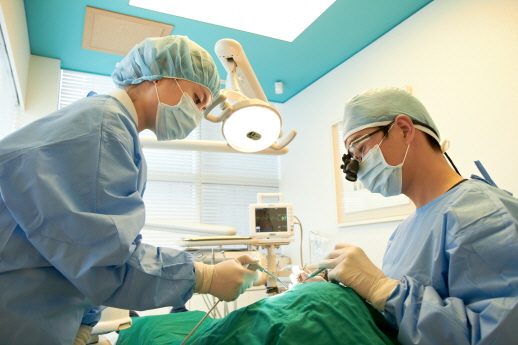 하루에 가능한 `원데이 임플란트`