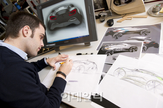 독특한 디자인의 `캡처`..어떻게 만들어졌나?                                                                                                                                                        