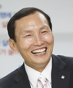[인터뷰]임원車 운전기사서 30년만에 지점장으로