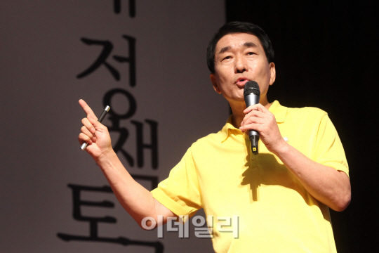 [포토]정책 토크하는 안상수 후보