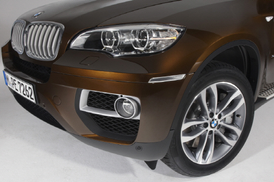 BMW `뉴X6` 역동적인 디자인                                                                                                                                                                        