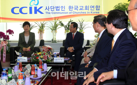 [포토]김요셉 목사 예방한 박근혜 후보