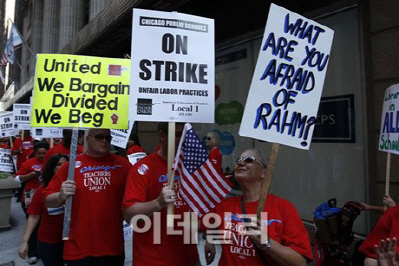 美 시카고 교직원 25년만에 파업 돌입