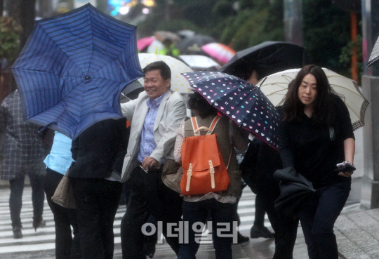 제16호 태풍 산바 북상                                                                                                                                                                             