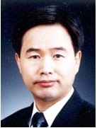 전문경영인에 잘못 맡겼나..경영일선 복귀선언한 오너