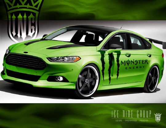 거대한 괴물이 할퀸 듯한 포드 퓨전                                                                                                                                                                 