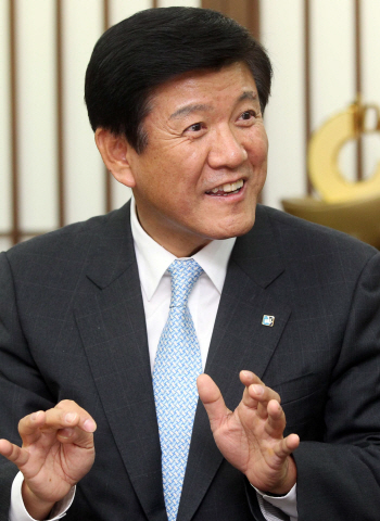 "송해 광고에 30년 기업은행의 한을 담았습니다"