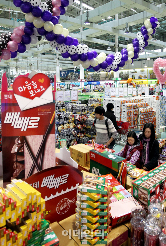 [포토]빼빼로데이 '마음을 보내요'