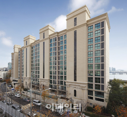 쌍용건설, 국내 최초 전후좌우 늘린 '밤섬 예가' 리모델링 완공