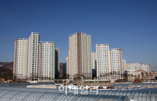 서울 서초 보금자리지구 1082가구 첫 입주