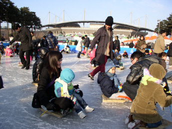 서울 월드컵공원 눈썰매장·스케이트장 25일 개장