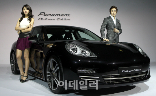포르쉐 파나메라 플래티넘 에디션 국내 출시                                                                                                                                                         