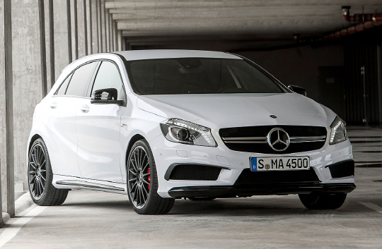 벤츠, 고성능 소형차 `A45 AMG` 공개                                                                                                                                                                      