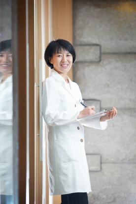 방학 사이 몰라보게 커진 가슴, 신학기 최대 고민은 '성조숙증'