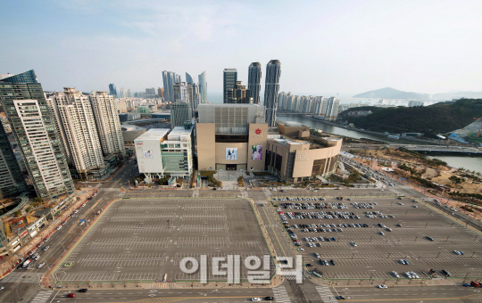 신세계, 홍콩 넘어서는 '부산 쇼핑벨트' 만든다