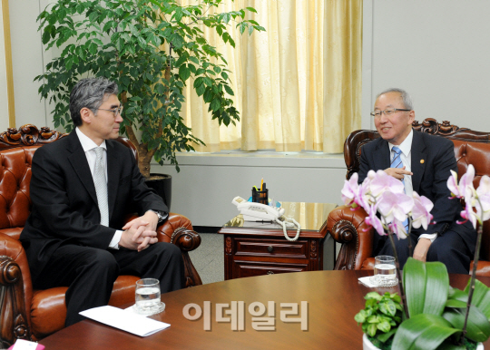 현오석 "한-미 협력관계 심화돼야"