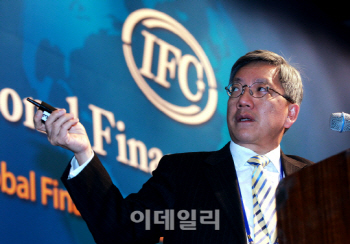 에드워드 릉 "중국내 韓기업, 딤섬본드로 자금 조달"