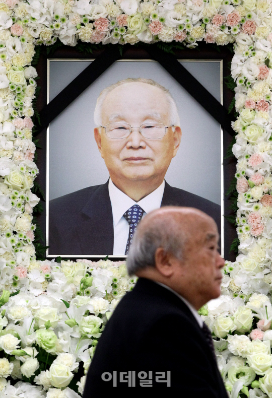 '한강의 기적' 주도한 남덕우 전 총리 별세                                                                                                                                                