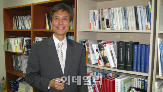 김태일 교수 “정부에 바가지 당하지 말자”