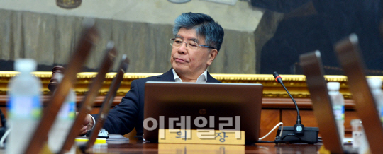 금통위 주재하는 김중수 총재                                                                                                                                                                       