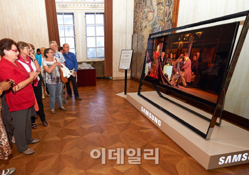 삼성 UHD TV, 명품 오페라 생생 전달