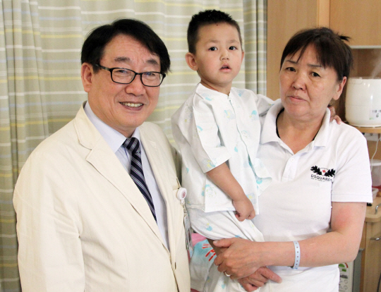 몽골서 치료 포기한 환아, 한국의술이 살렸다