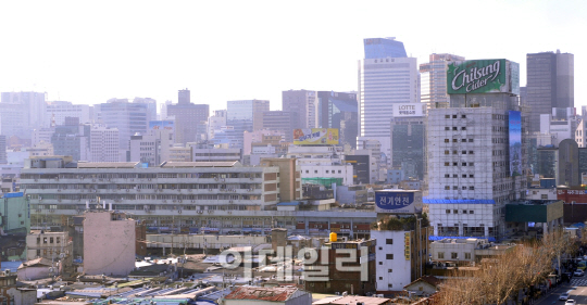 개발시계 멈춘 세운상가, 7년만에 활기 되찾을까