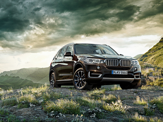 확바뀐 2014년형 BMW X5, 6천만원대 미국 출시가격 공개