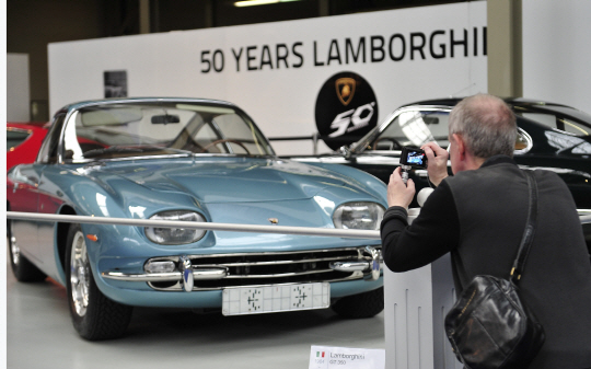  람보르기니 350GT..언제 또 볼 수 있으려나                                                                                                                                                         