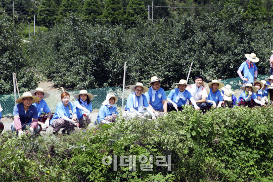 "농촌 일손 돕기 대학생이 나서야죠"