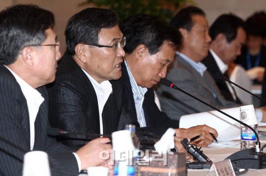 [포토]축사하는 최문기 미래부 장관