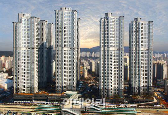 [수도권 분양시장] 두산건설, ‘일산 두산위브더제니스’